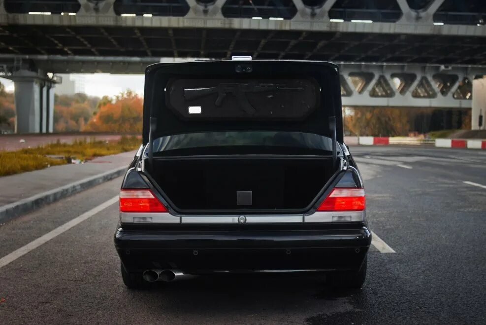 W140 brabus. Мерседес w140 7.3. Mercedes w140 Brabus 7.3. Мерседес w140 Брабус.