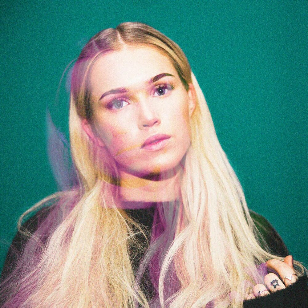 Closer emma