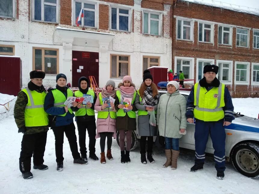 В контакте подслушано в гусе. ДПС ГИБДД Гусь Хрустальный. ДНД народная дружина Гусь Хрустальный. Сотрудники ГИБДД Гусь Хрустальный. Матвеев в ГИБДД В Гусь Хрустальном.