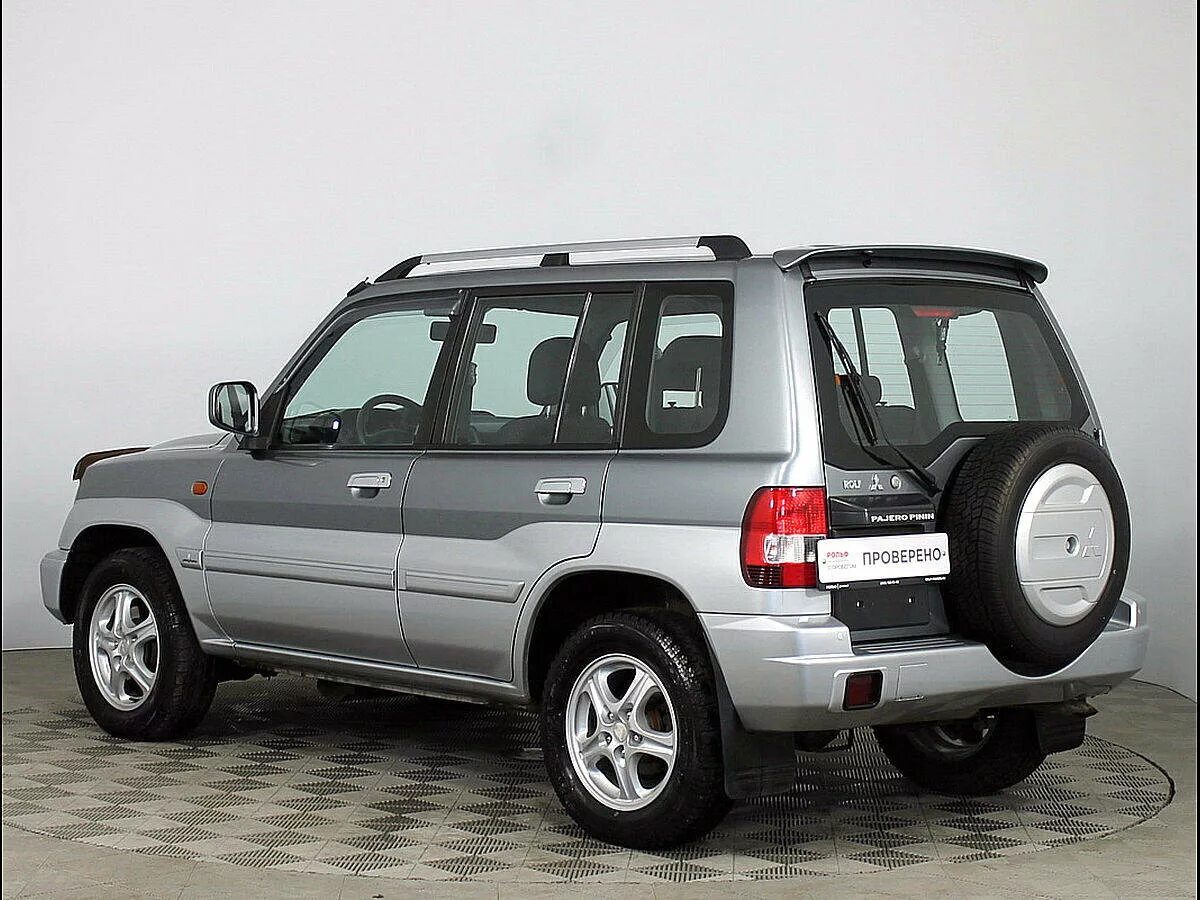 Паджеро пинин купить бу. Митубиси броддеро Пинто 2005. Mitsubishi Pajero Pinin. Mitsubishi Pajero Пинин. Pajero Pinin 2005.