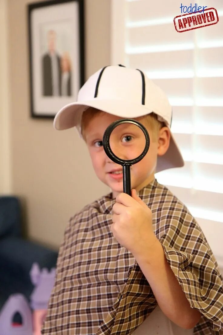 Crossdresser detective