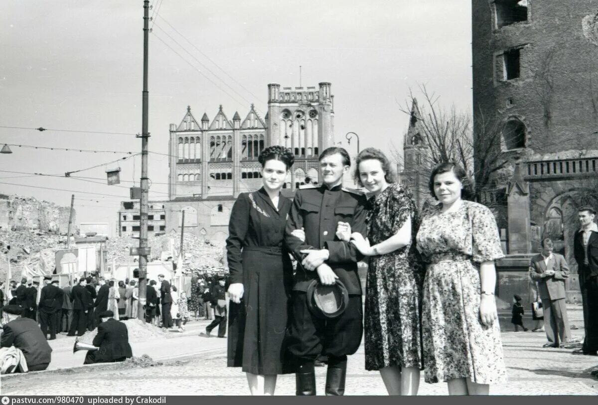 Послевоенный кёнигсберг-калининград. В 1946 году в городе. В 1946 году в городе. Санкт-петербург после войны 1945. В 1946 году в городе.