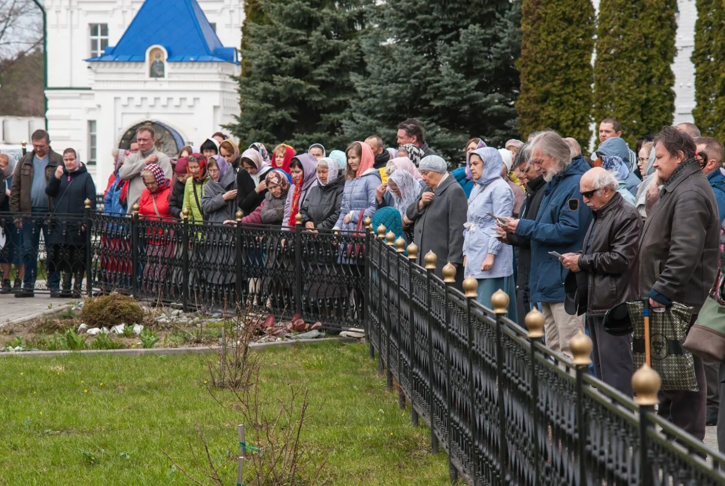 14 мая радоница. Радуница праздник. Радоница Тихвин. Радоница Ульяновск 2022. Радоница в 2021 в Ставропольском крае.