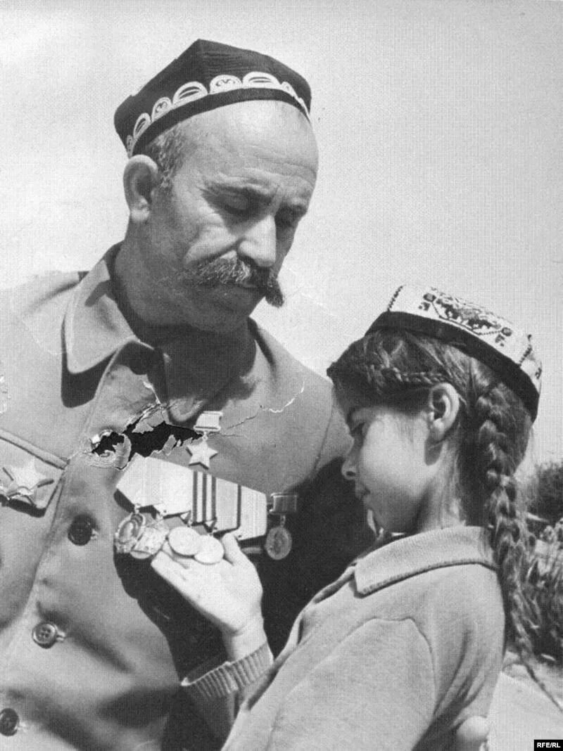Таджики вов. Таджикская сср в 1941-1945. Узбекские герои советский союз. Узбекистан в годы вов 1941-1945. Фронт узбекистан.