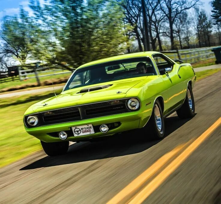 Plymouth Barracuda 1970. Плимут Маслкар. Plymouth Маслкары. Plymouth Hemi CUDA 1970.