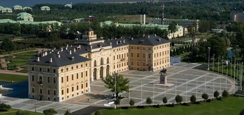 Резиденция константиновский дворец