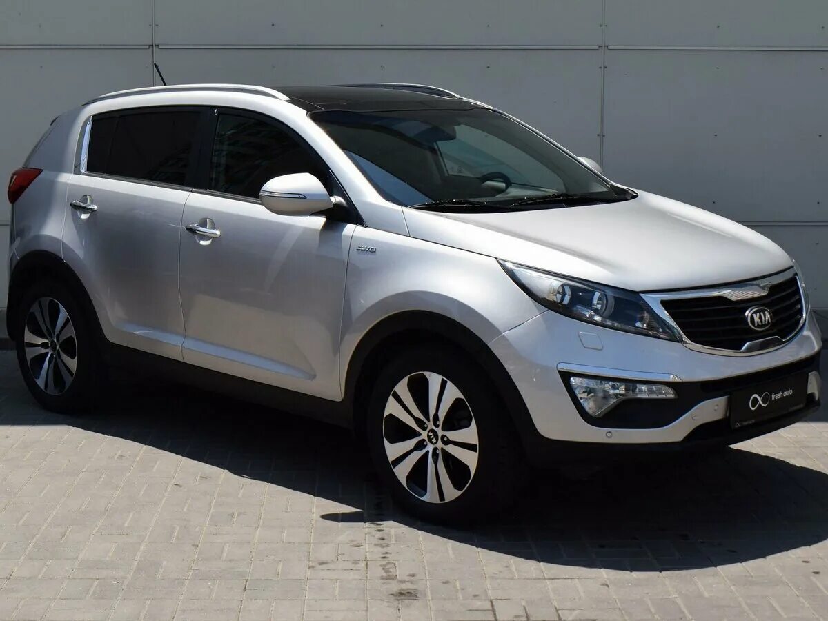 Купить киа спортейдж 3 дизель. Kia Sportage III 2.0 4wd. Kia Sportage 3 серебристый с черной. А/М серебристый Киа Спортейдж. Киа Спортейдж Краснодар.