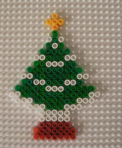 ёлочные игрушки pyssla. термомозаика -теремок. елка из термомозайки. елка из термомозаики. термомозаика -теремок.