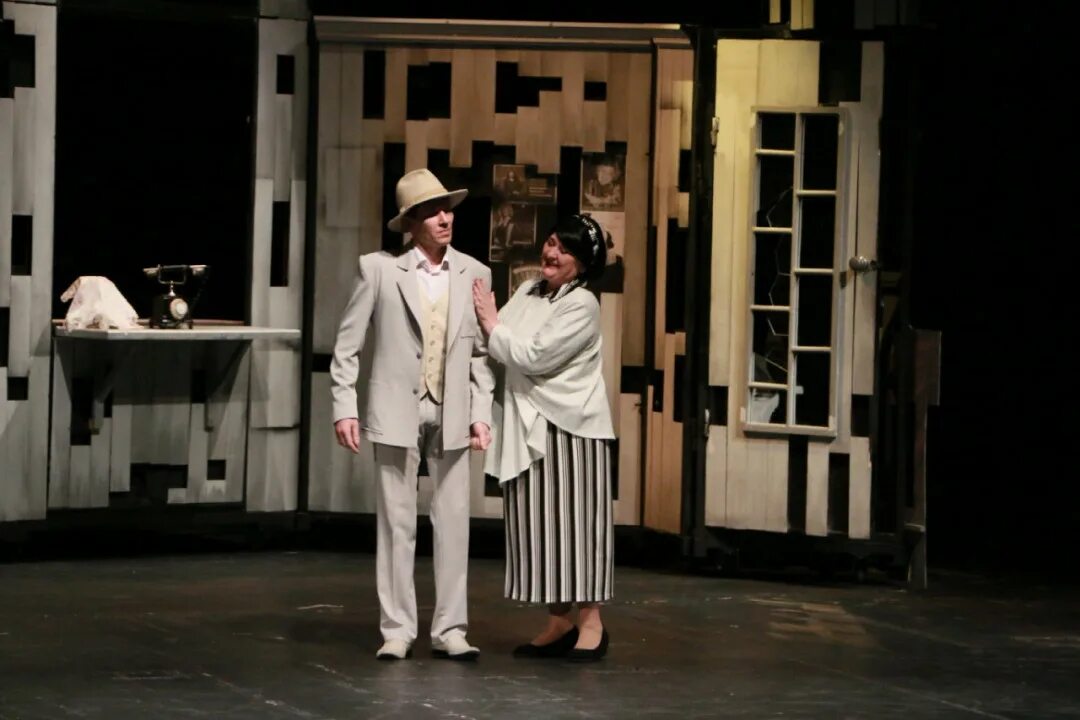 бенефис татьяны. мирошникова елена орск драмтеатр шарлотта. орский драмтеатр девушка. тюз брянцева. актриса 25 лет в театре в тюзе города твери.