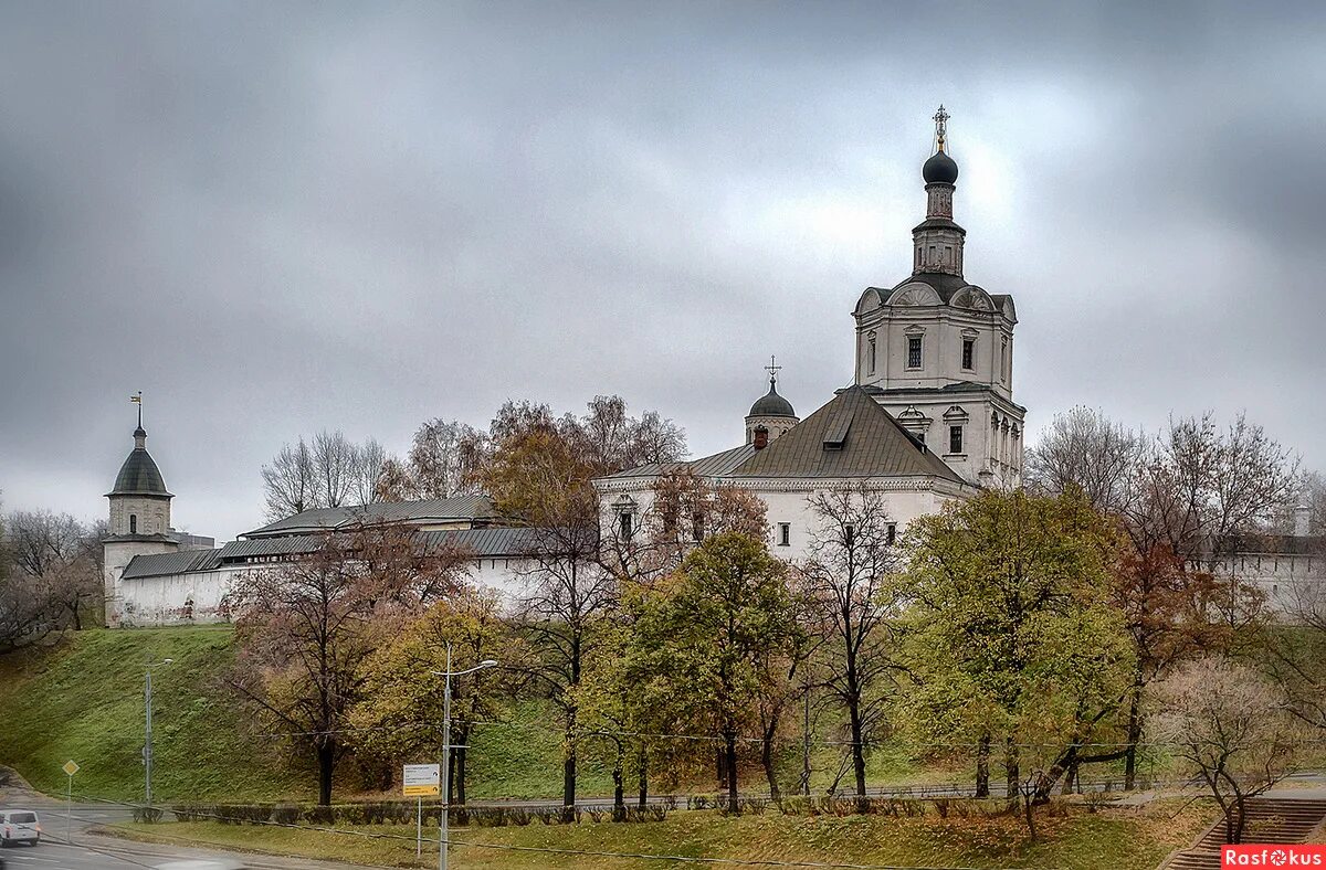 Спасо-Андроников монастырь. Андроников монастырь монастырь. Монастырь Андрея Рублева.