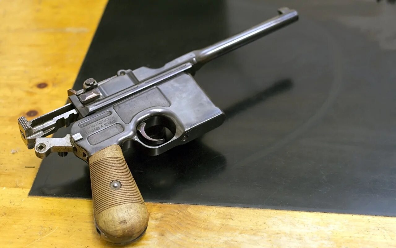 C gun. Маузер c96. Mauser c96 m712.