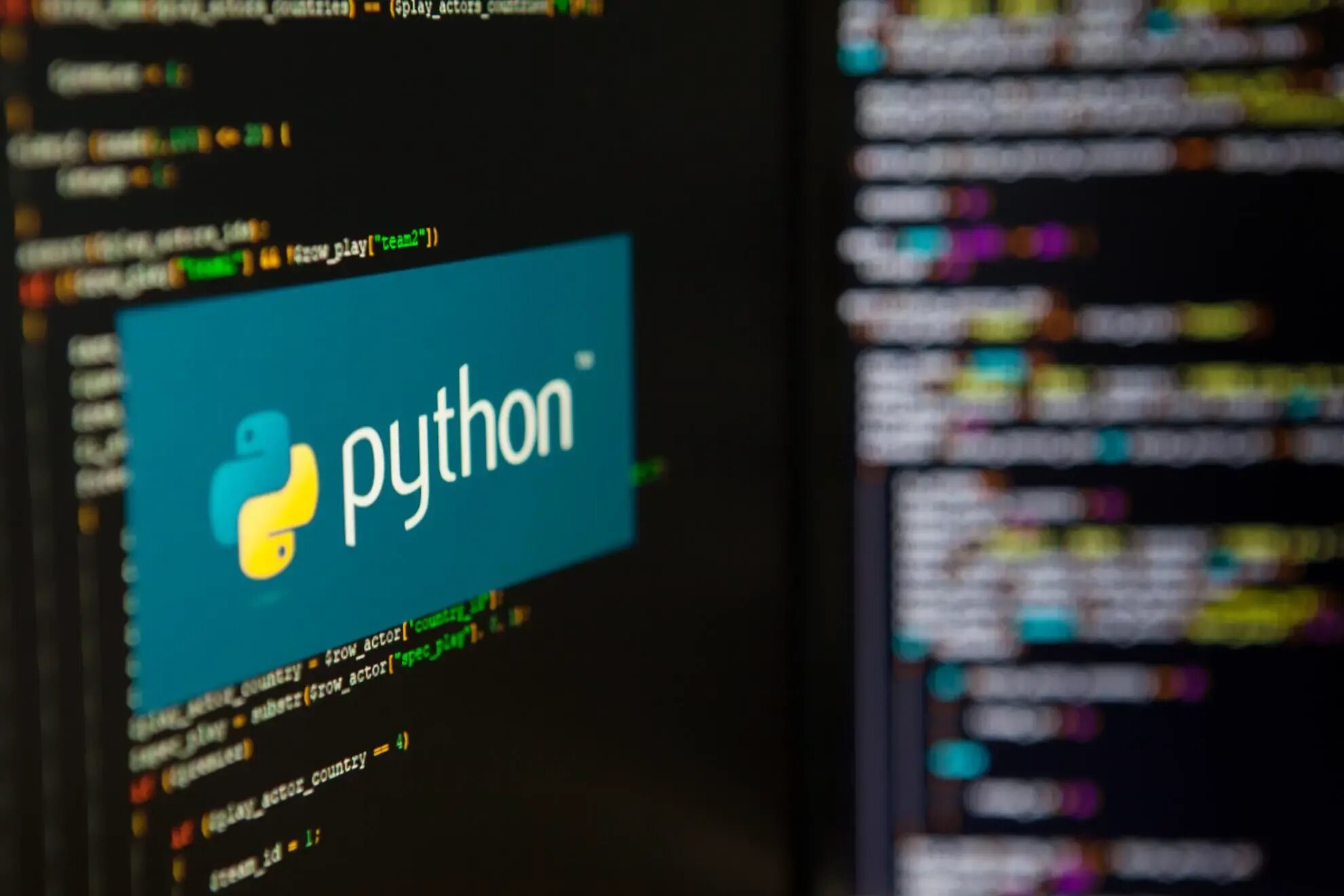 Курс python. Python. Python language. Python школьникам. E В Python.