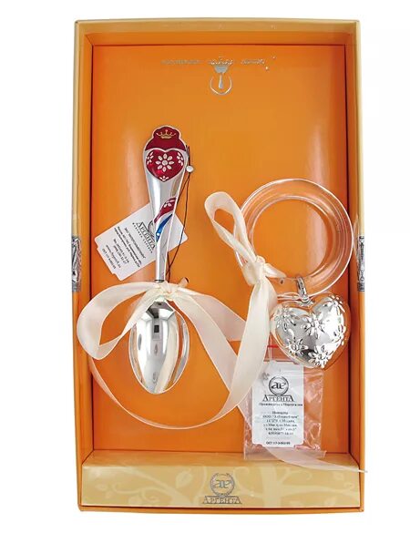 сувениры на крещение. серебряная погремушка для новорожденных аргента. серебряная ложечка на первый зубик. серебряный подарок ребенку. детские серебряные ложки.