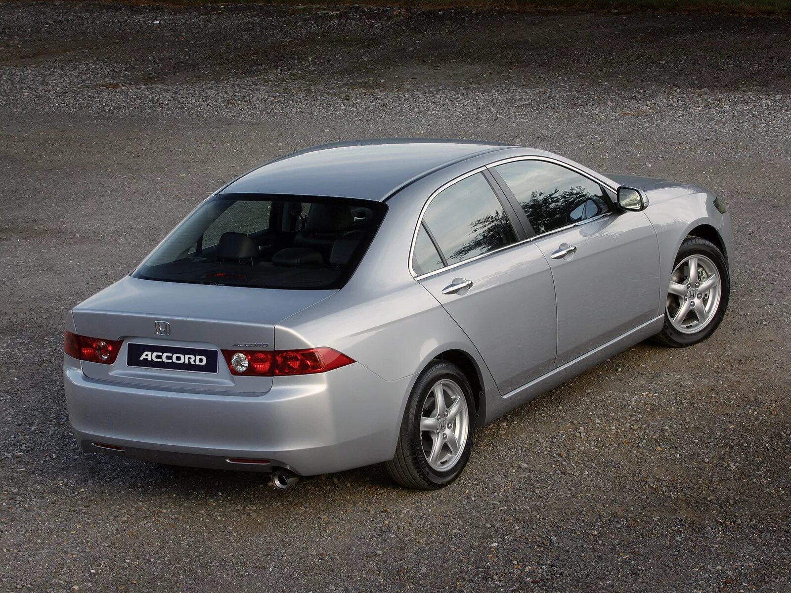 Honda 2. 4. Хонда аккорд 2. Honda accord 7 поколение. Honda accord 11 поколения.