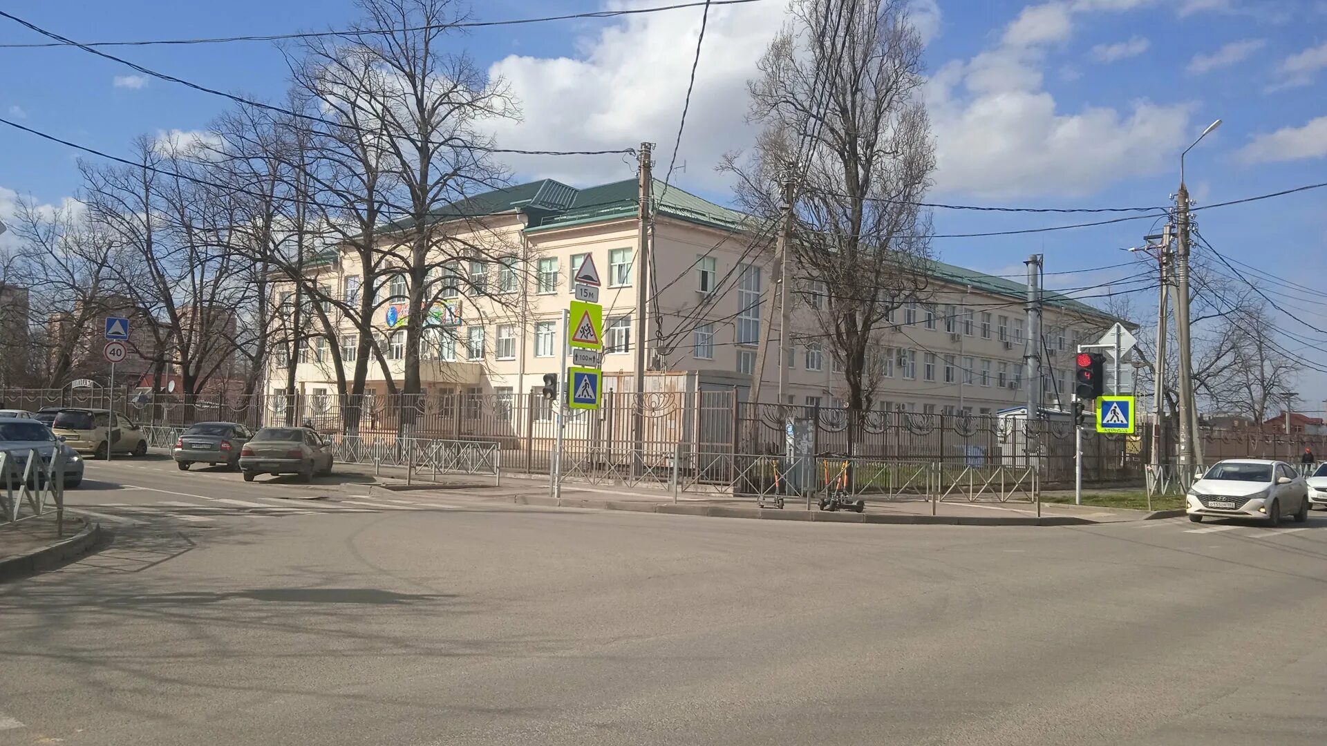Мбоу сош 11 новочеркасск. 17 школа. Школа 4 узловая. Школа 17 коньково. Школа 17 иркутск.