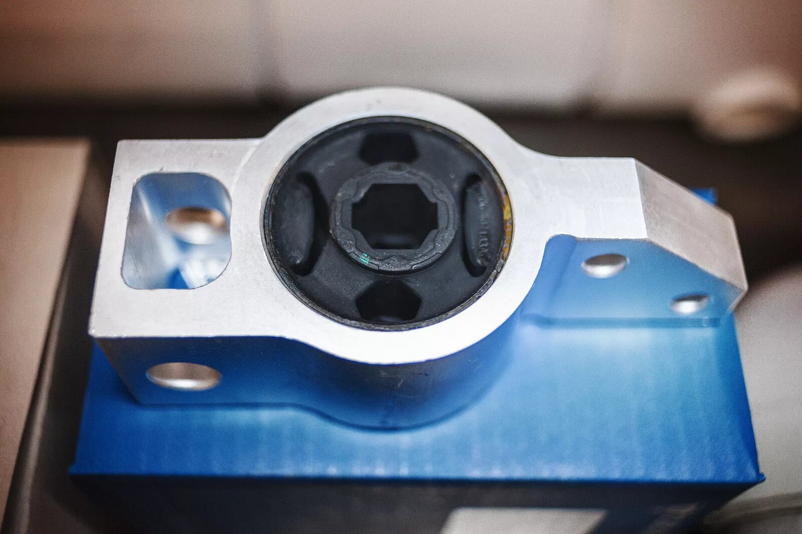 Сайлентблок фабия 1 задний. Сайлентблок skoda octavia tour. Сайлентблоки skoda octavia a5. Сайлентблоки передних рычагов шкода. Сайлентблоки передних рычагов шкода.