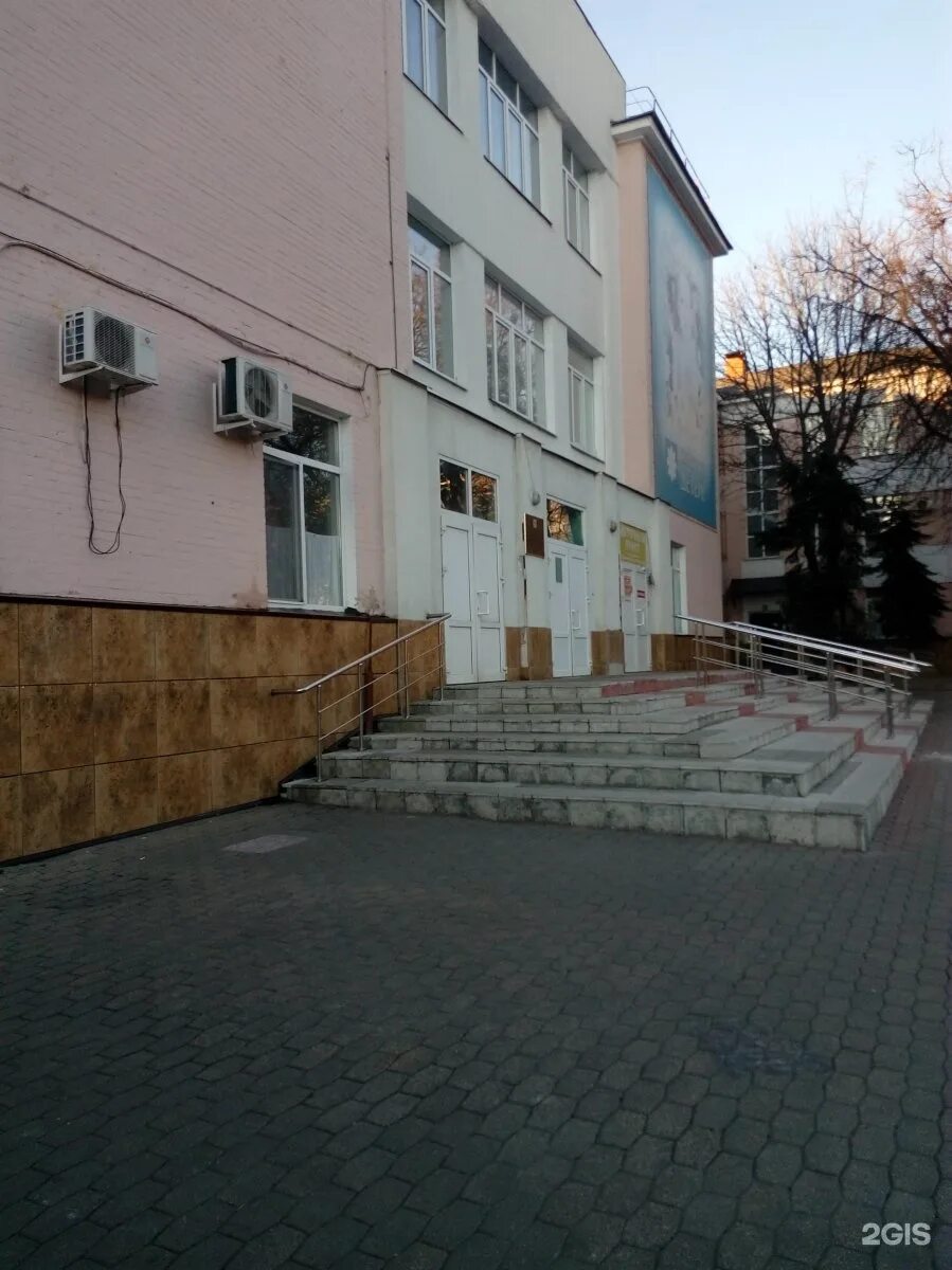 Бульвар гагарина 2 брянск. Улица красной гвардии 18 брянск. Проспект ленина 8 брянск. Станке димитрова 16 брянск. Проспект ленина 11 брянск.