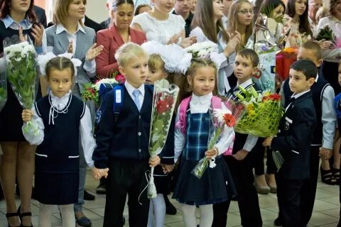 Где находится 1 б класс