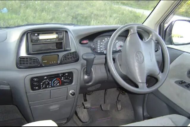 Toyota Lite Ace Noah 1999 салон. Toyota Town Ace Noah, 1999 салон. Тойота Таун айс 2002 салон. Toyota Noah 1999 салон. Таун айс ноах 1999