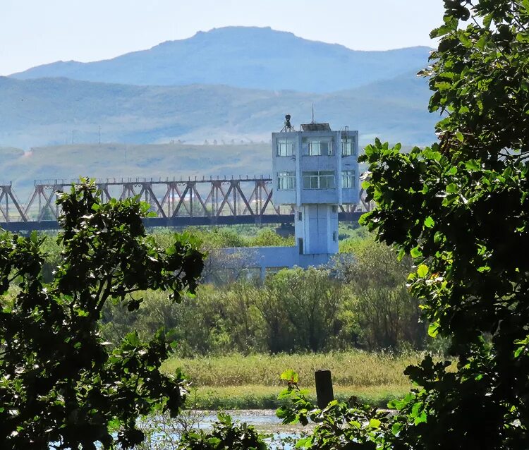 Хасанский районный приморского края. Поселок Хасан Приморский край. Поселок Краскино Хасанского района. Станция Хасан Приморский край. Поселок Краскино Хасанского района Приморского края.