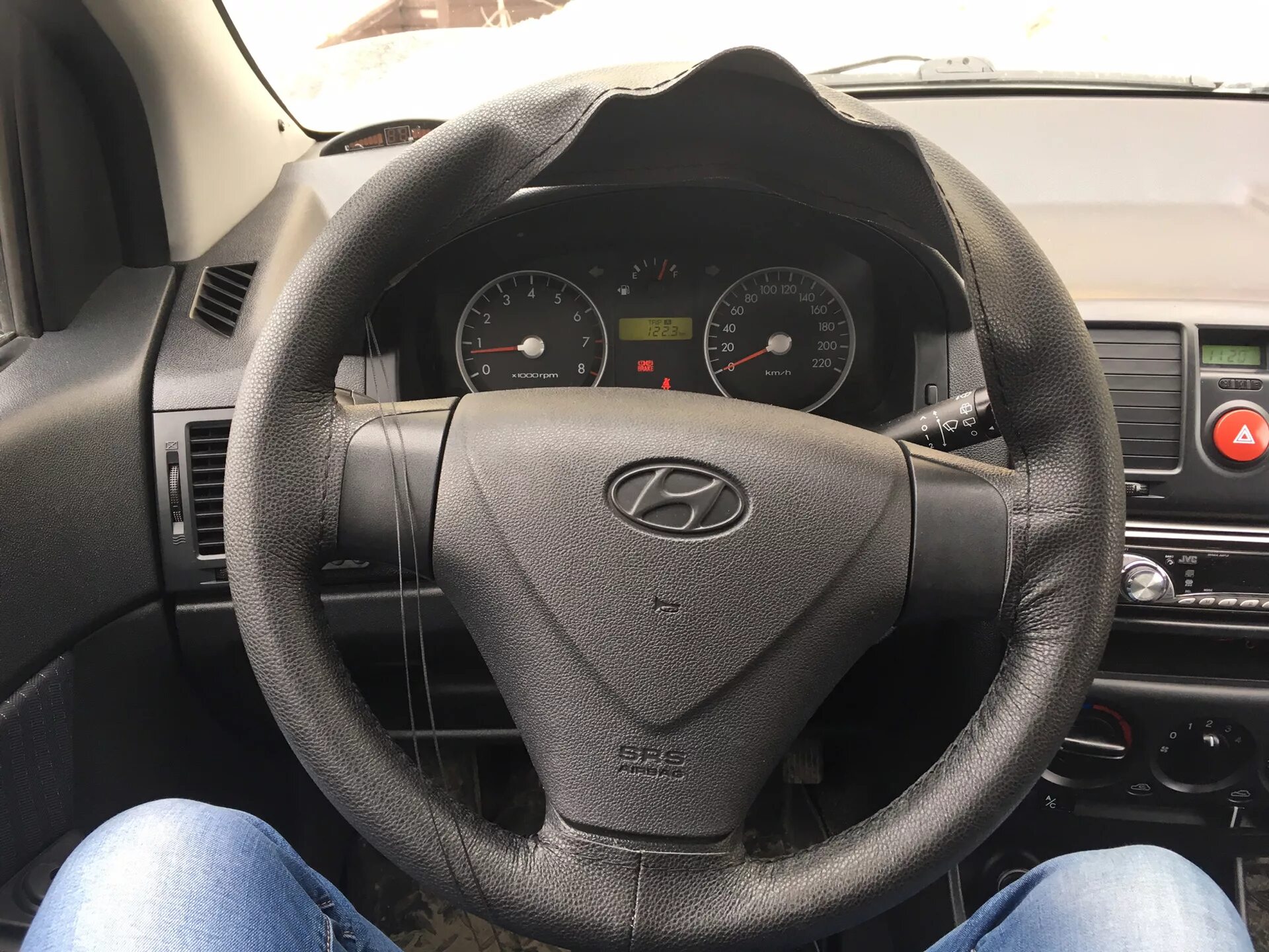 обшиваем руль 3 - Hyundai Getz, 1,4 л, 2010 года тюнинг DRIVE2