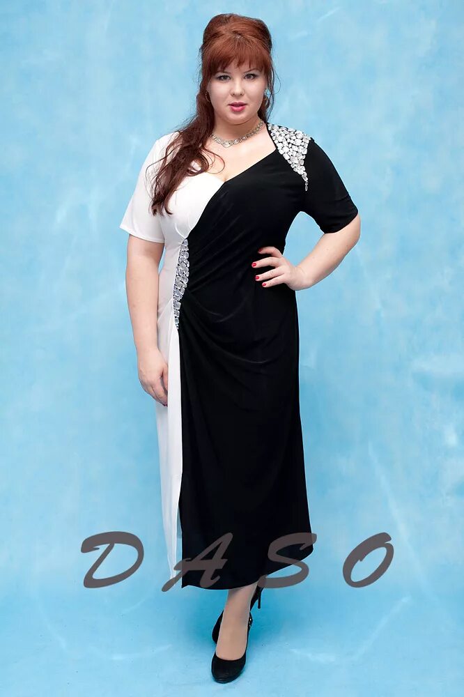 Платье день и ночь лемонти 1990 реклама. Платье день и ночь лемонти 1990. Платье ле монти день ночь. Платье наполовину черное и белое. Платье день и ночь лемонти.