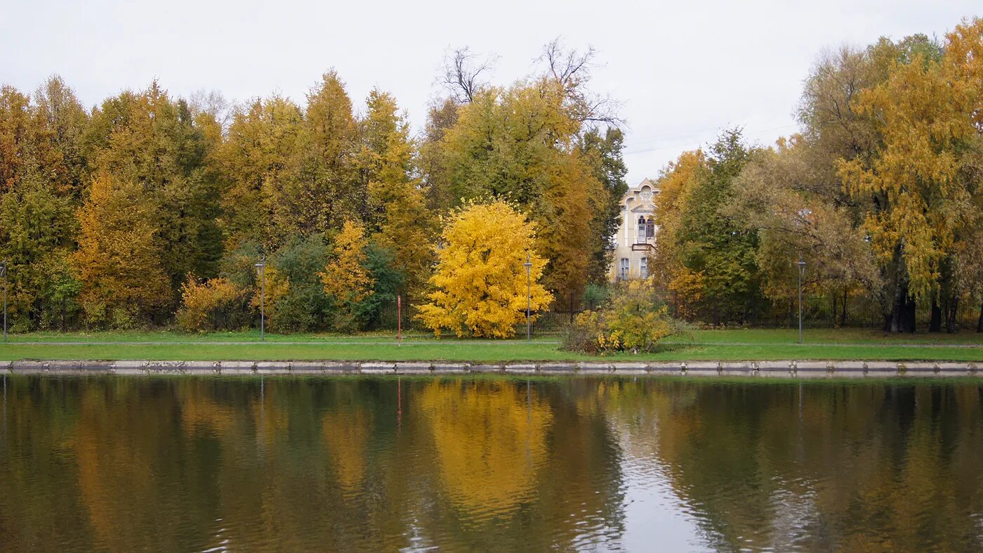 Алтуфьевский парк. Москва парк алтуфьево парк алтуфьево. Парк усадьба алтуфьево. Парк алтуфьево. Алтуфьевский парк усадьба.