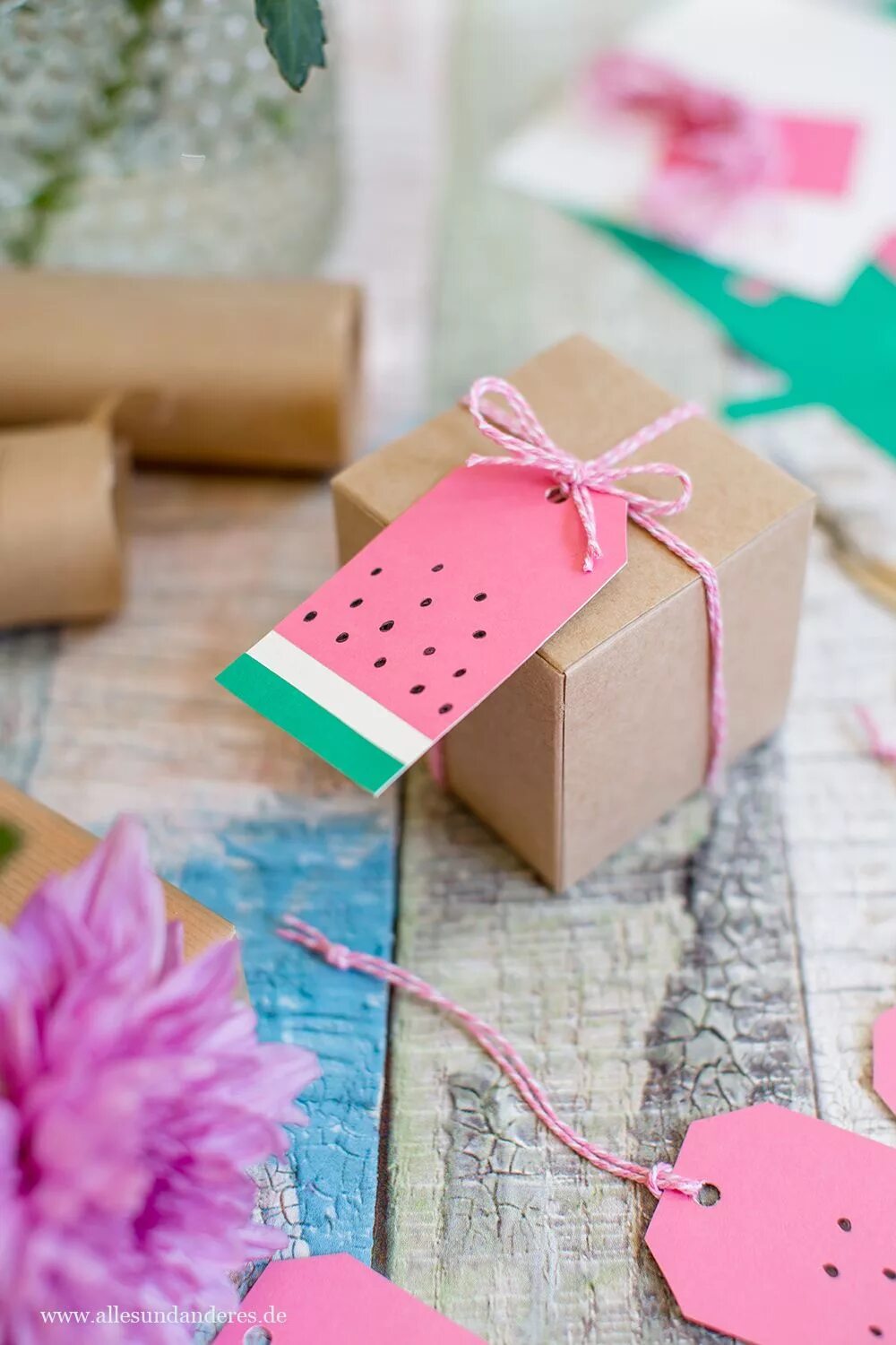 гифт мини. подарки своими руками. идеи маленьких подарков. маленькие подарки на новый год. интересные штуки из бумаги.