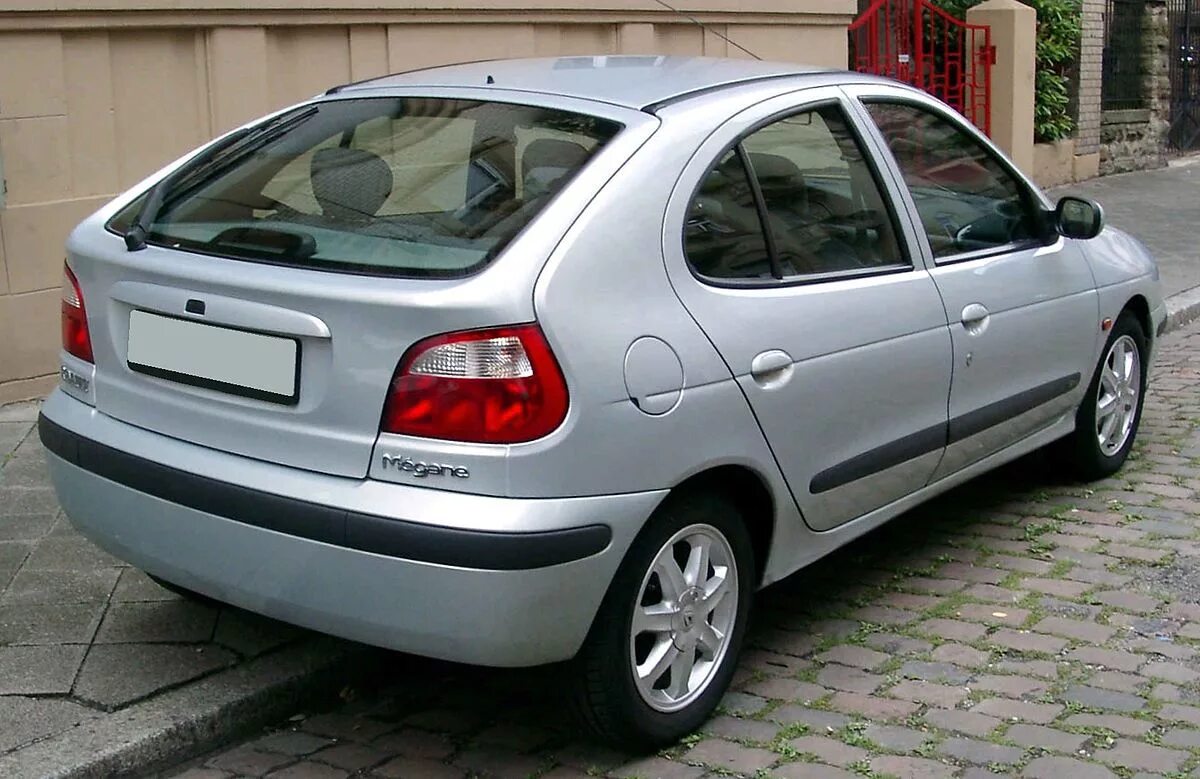 Меган 1 авито. Renault megane 1. renault megan 1. renault megane 1 седан. рено меган 1 хэтчбек 1996.