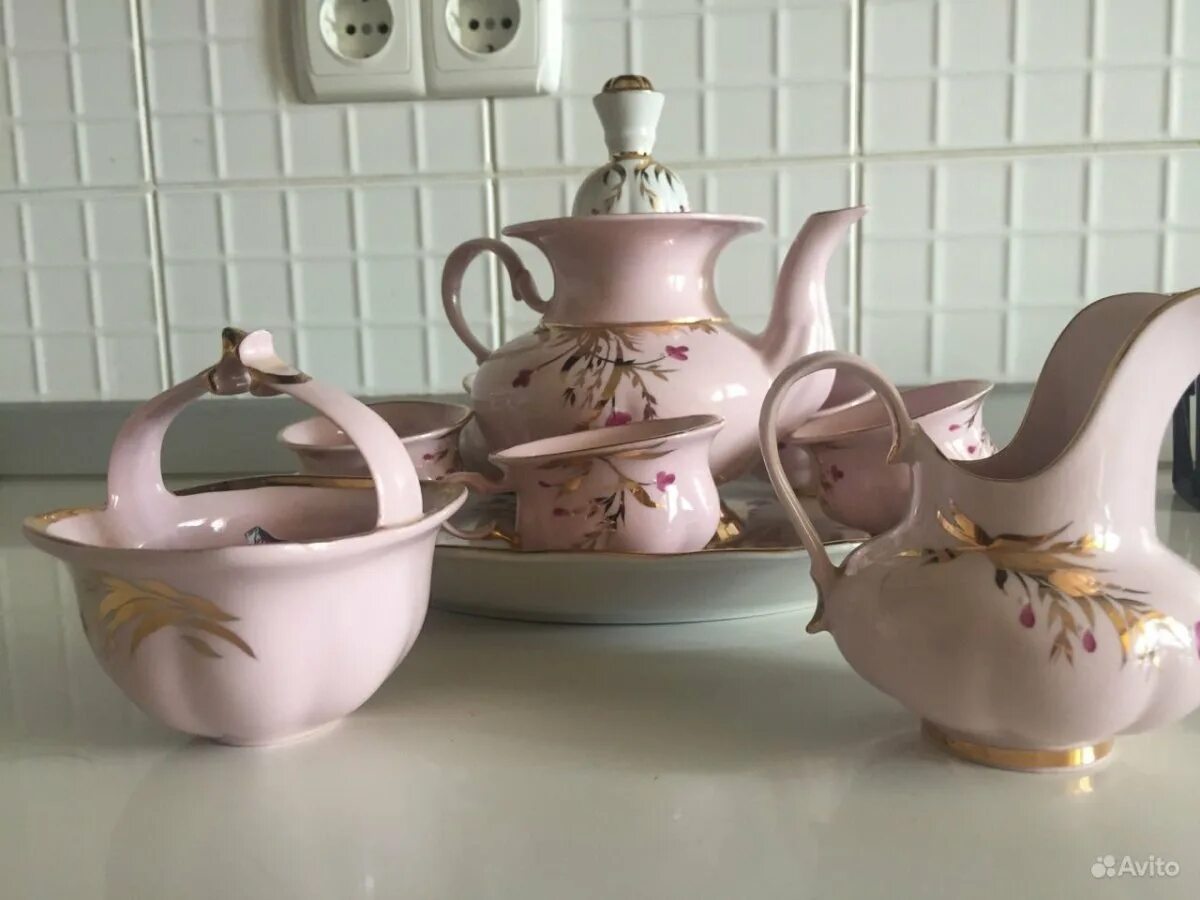 Коростенский фарфоровый завод сервиз. Фарфоровые тарелки коростенский фарфоровый завод. Фарфоровый сервиз розенталь бавария. Сервиз клеймо фарфор коростенский. Коростенский фарфоровый завод.