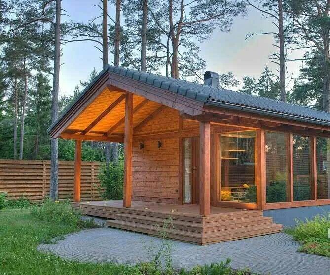 Дом баня с панорамными. Финский дом хонка одноэтажный. баня с двухскатной крышей и террасой. баня в стиле фахверк. баня с панорамными окнами.