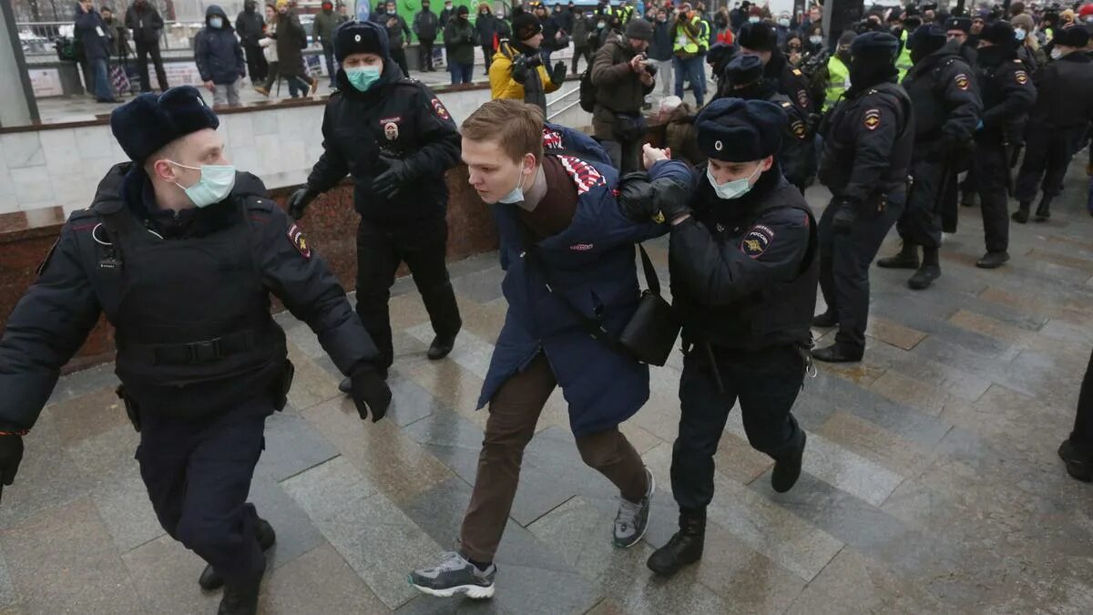 Митинг 23 января 2021 Москва. Арестованные на митинге в Москве. Митинги в Москве 2021. Несанкционированный митинг в москве