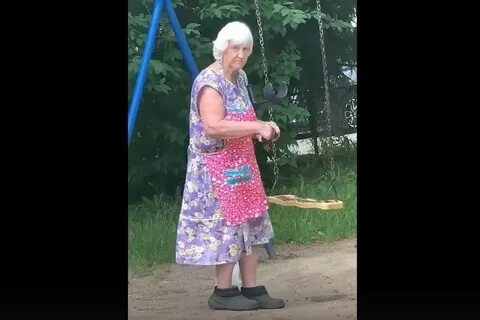 Бабушка соседка