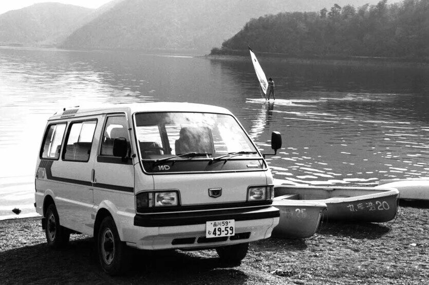 Mazda bongo wagon. Мазда бонго вагон. Mazda bongo 4wd. Мазда бонго вагон ssf8r. Mazda bongo brawny wagon.