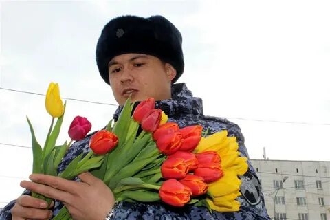 Дарите женщинам тюльпаны песня