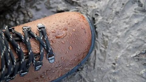 Водоотталкивающая обувь
