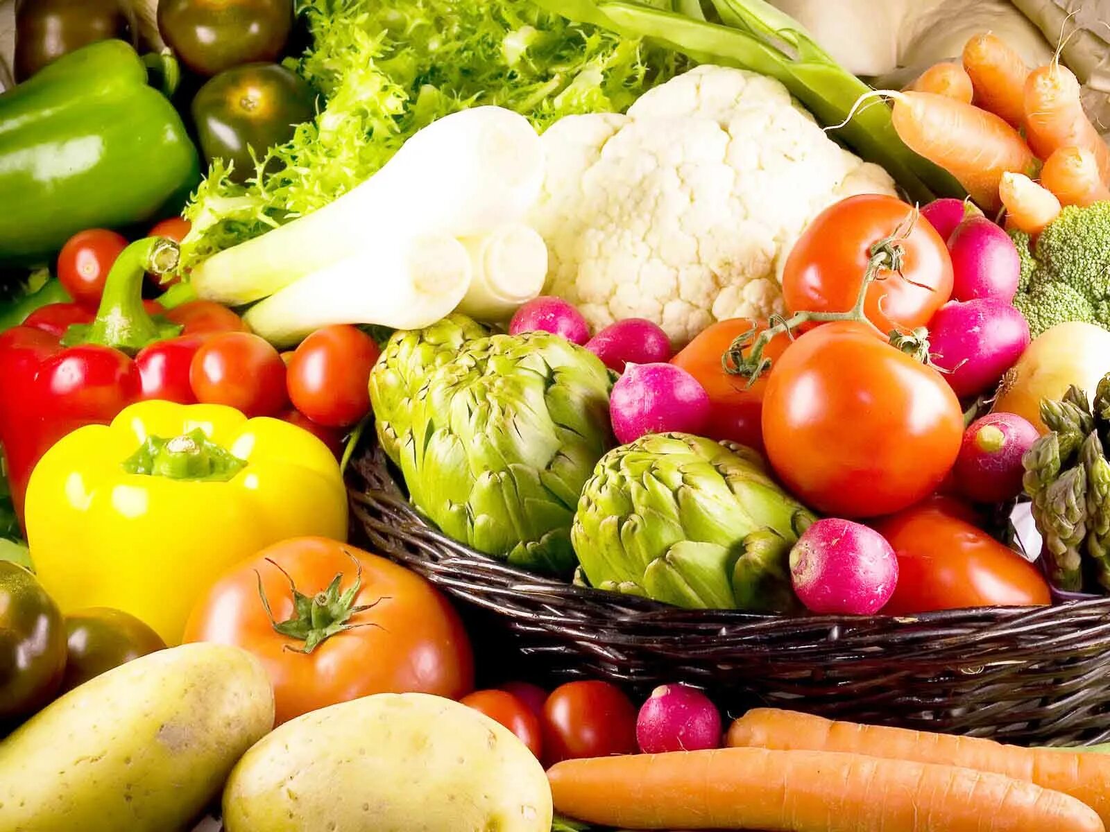 Овощи и фрукты. Продукты овощи. Красивые овощи. Свежие овощи и фрукты. Vegetables pictures