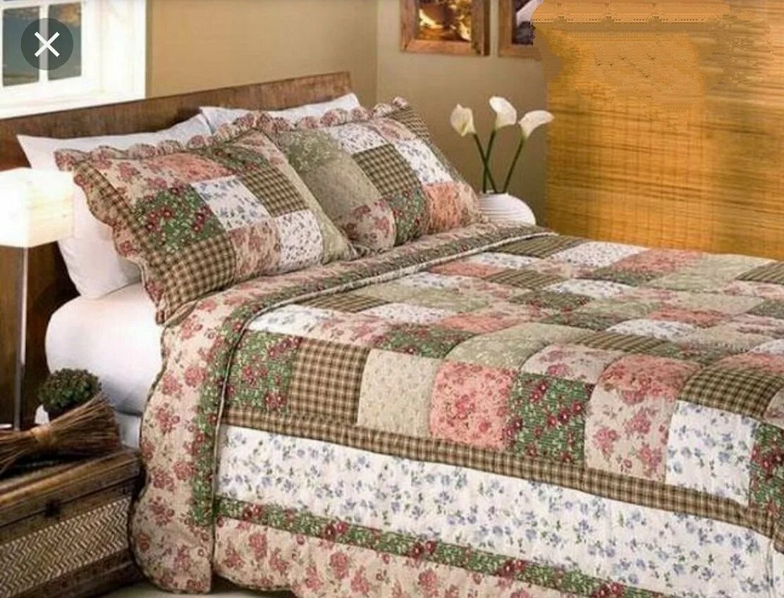 Оригинальное покрывало своими руками. Покрывало на кровать из лоскута своими руками. Покрывало из мебельной ткани. Лоскутное покрывало. Лоскутное покрывало.