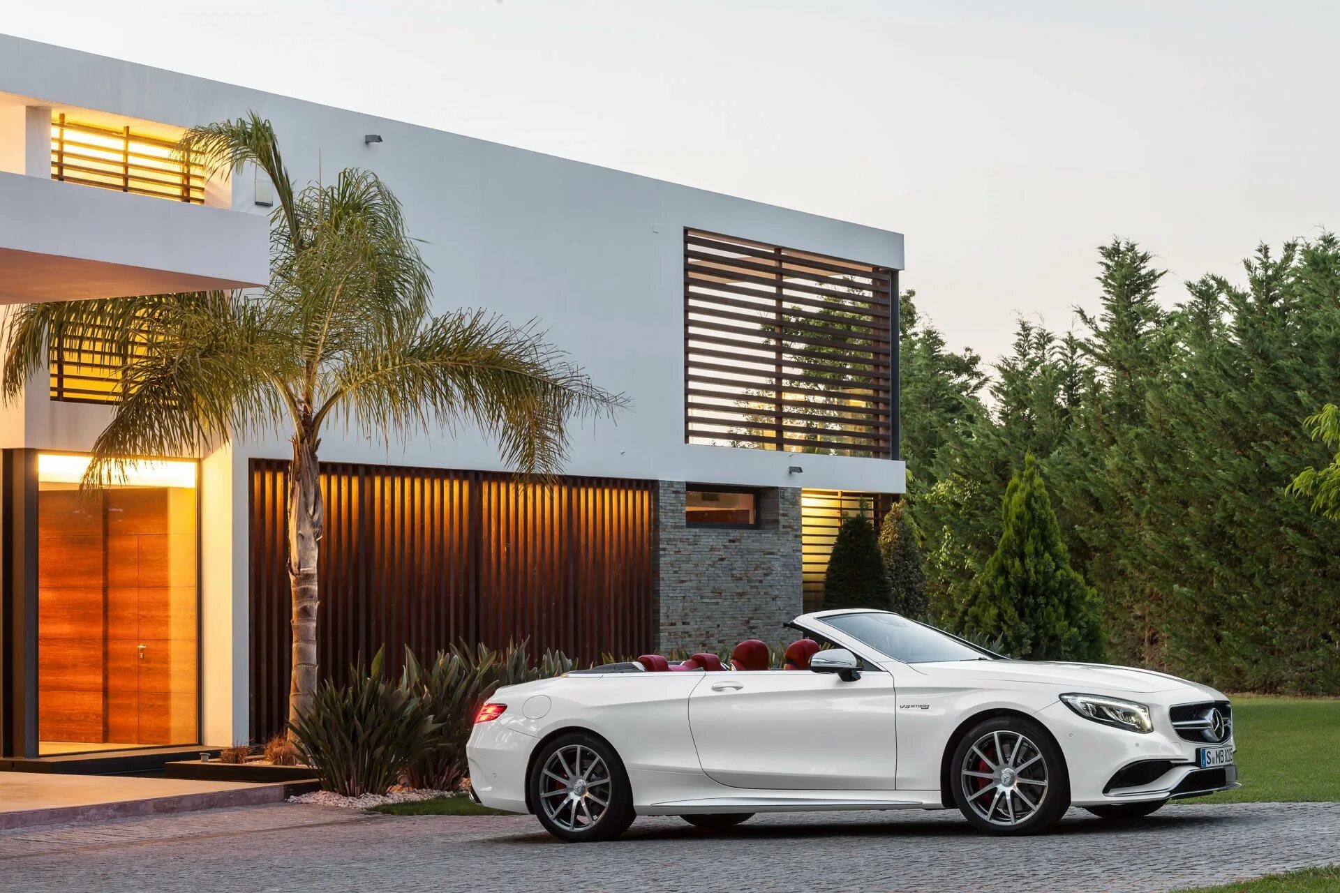 Шикарный мерседес. Mercedes amg s63 cabriolet. Мерседес бенц майбах 600. Maybach s600. Mercedes s class 2021 cabriolet.