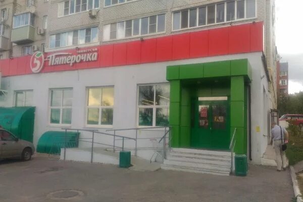 интерьер цветочного магазина. самые красивые цветочные магазины. интерьер цветочного салона. калуга д. глобус на чапаева 55 киров.