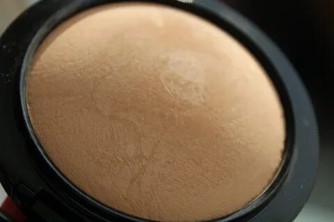 Mac mineralize skinfinish