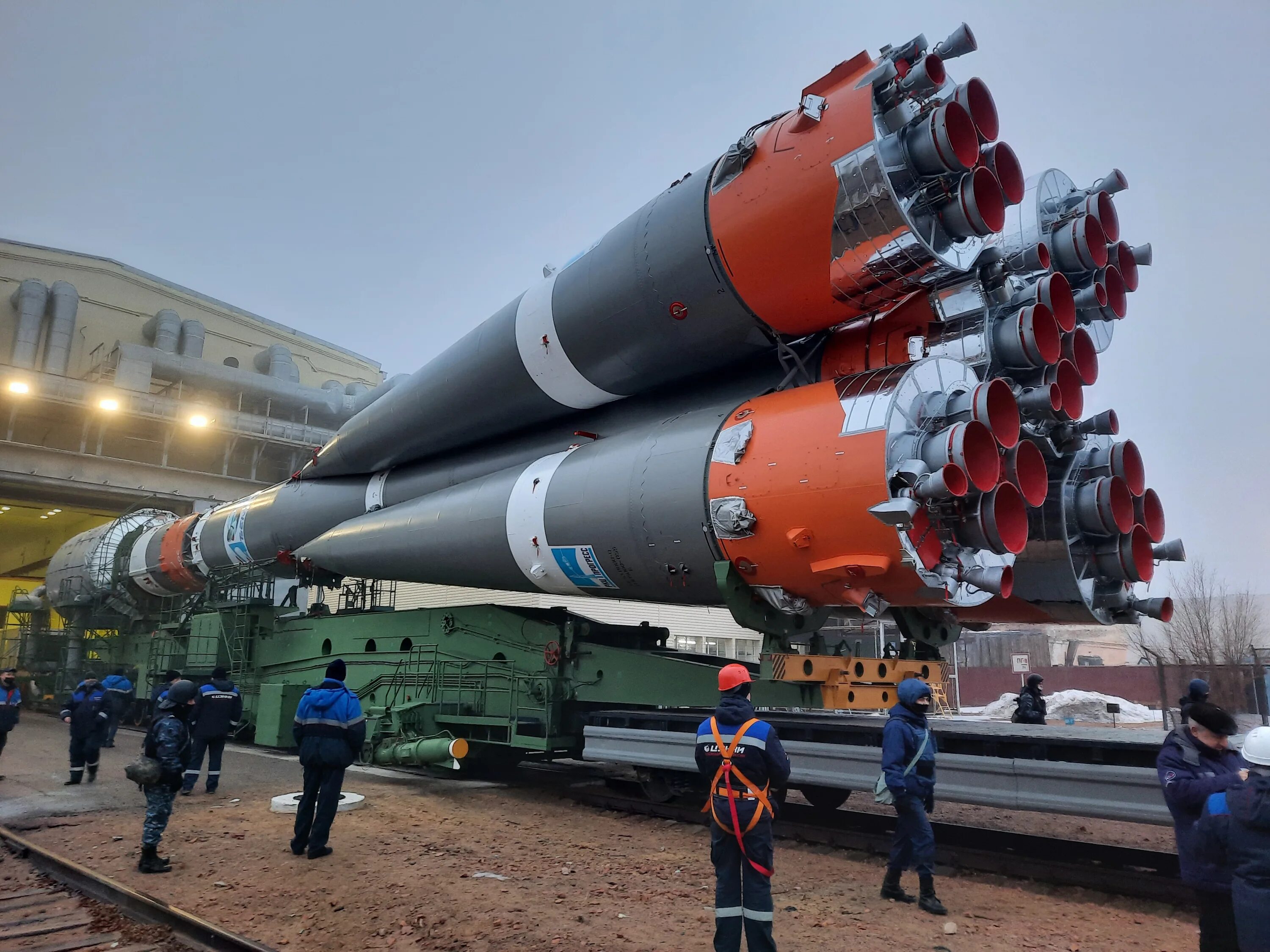 Ракета российского производства. Ракетоноситель Союз 2. Ракета Роскосмос Союз 2. Союз ракета-носитель. Роскосмос ракетоносители.