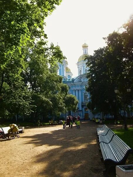 Никольском саду. Никольском саду. Никольский сад в санкт-петербурге. Адмиралтейский район никольский сад,. Никольском саду.