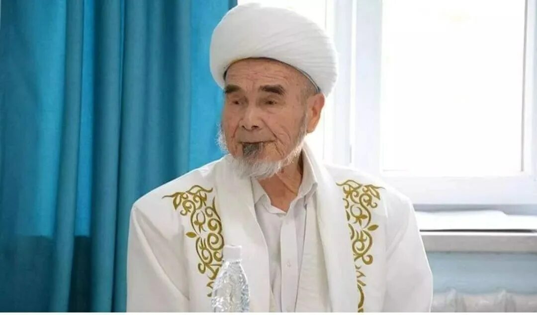 Первый муфтий. Кимсанбай ажы Абдурахманов. Первый муфтий Кыргызстана.