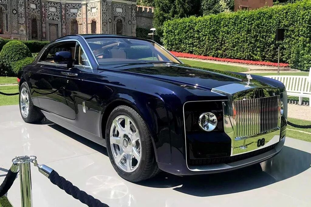 Роллс ройс 5. Роллс Ройс Фантом купе 2022. Роллс Ройс Sweptail. Rolls-Royce Sweptail 2017. Роллс Ройс Sweptail 2020.