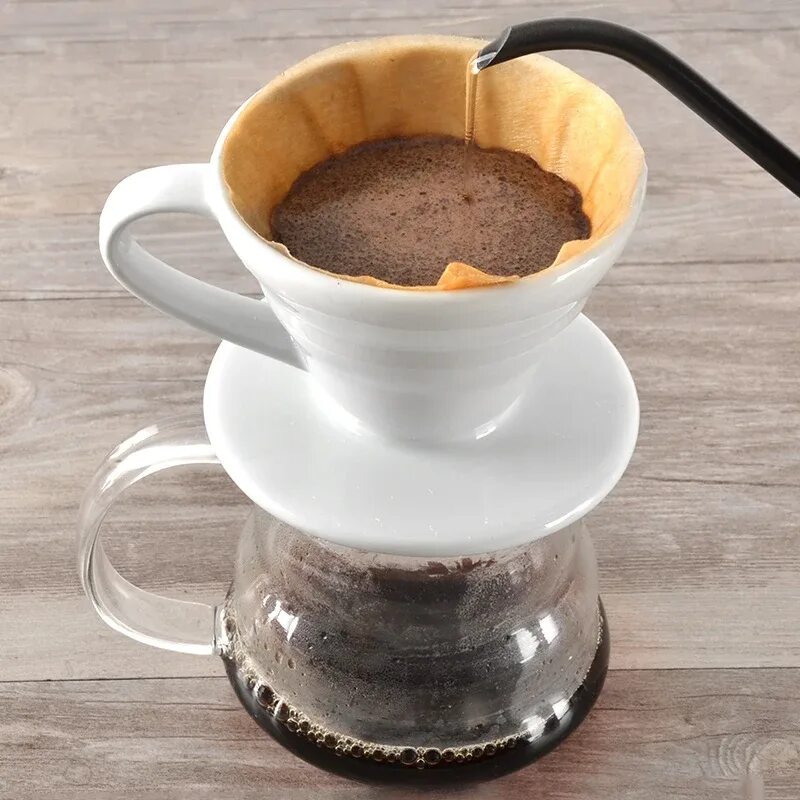 Керамическая воронка v60 с кофе. Кофе для заварки в чашке. Фильтры для заварки кофе в чашке. Чашка для капельного кофе.