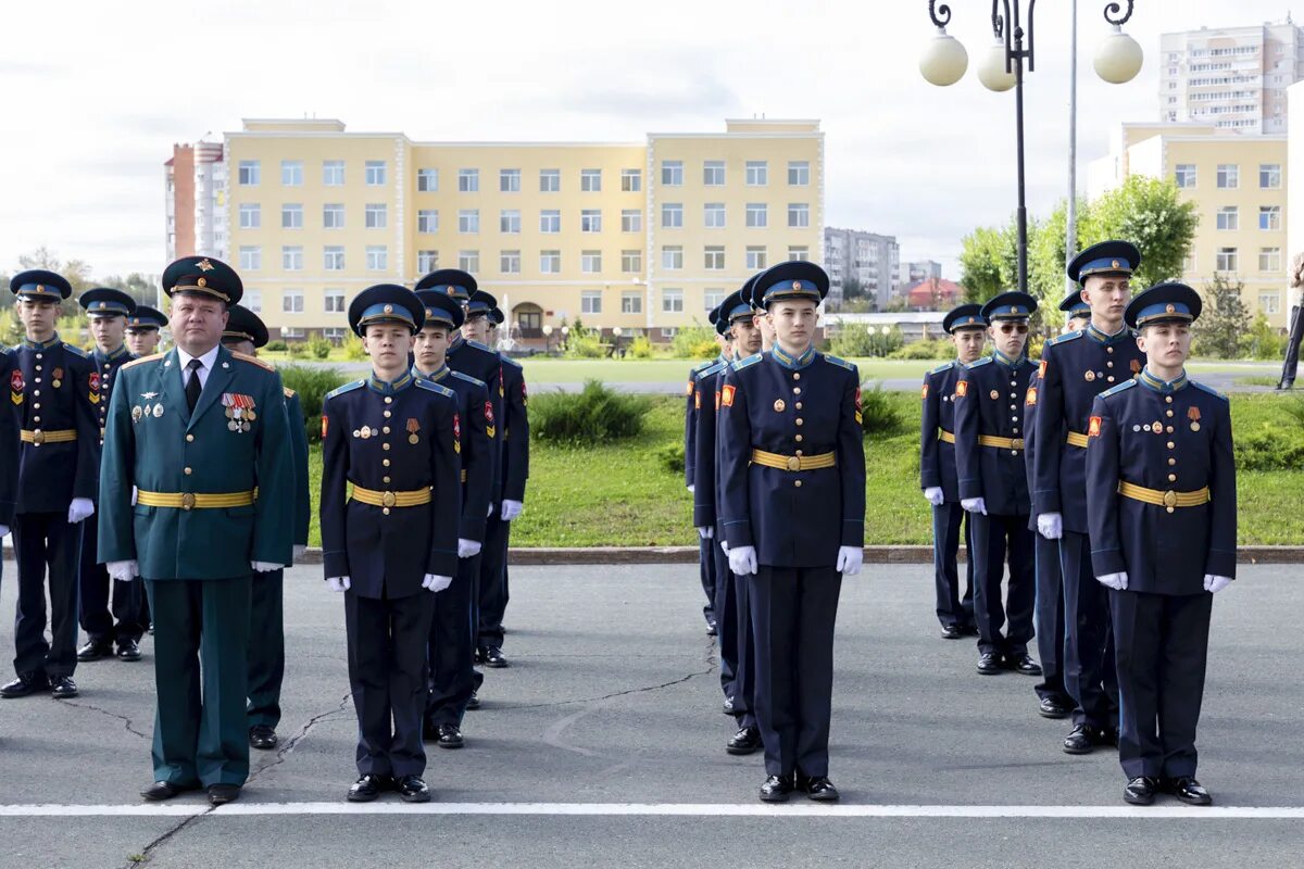 Тюменское президентское кадетское училище Тюмень. Президентский кадетский корпус Тюмень. Тюмень кадетское училище президентское форма.