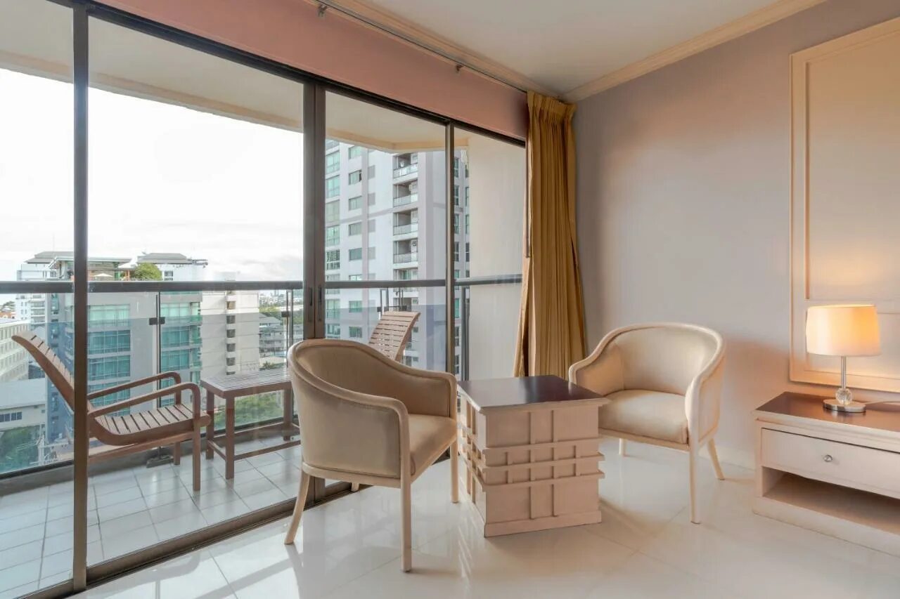 Отель майк паттайя. Майк бич резорт паттайя. Отель паттайя mike. Mike beach resort 3. Козу бич резорт 3 звезды паттайя отель.