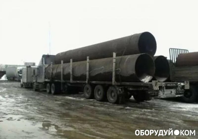 Перевозка труб автотранспортом. Перевозка труб автотранспортом. Грузовик с трубами. Перевозка труб на трале. Перевозка труб автотранспортом.