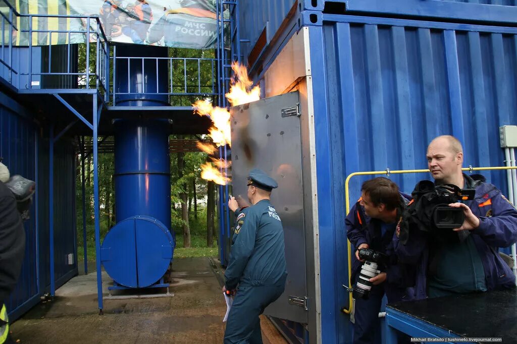 Назначение и использование теплодымокамеры учебной башни. Теплодымокамеры для тренировки пожарных. здание теплодымокамеры. теплодымокамера датчик. теплодымокамера софт зарница.